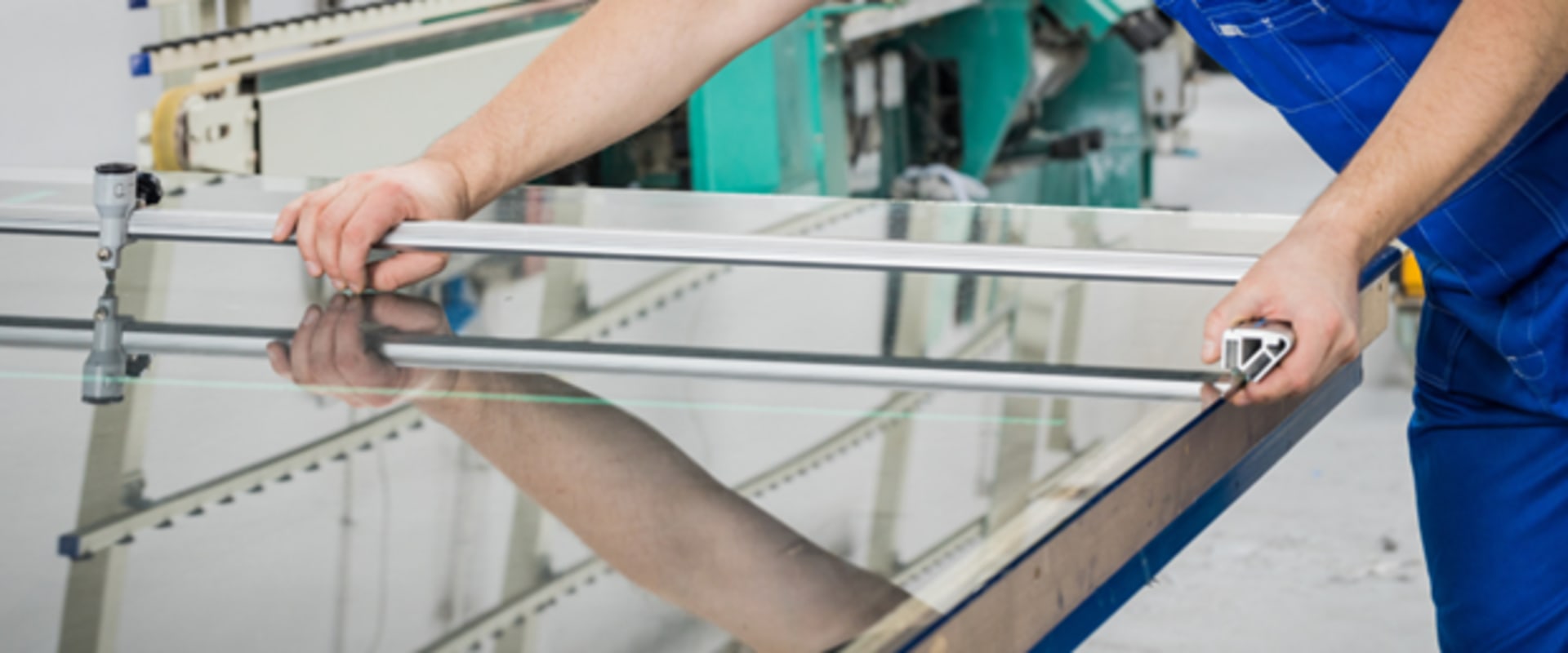 How Building Repair Projects Can Benefit From a Custom Glass Shop in Pascagoula